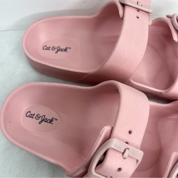 Kids Noa Slip-On Footbed Sandals - Cat & Jack - Picture 3 of 3